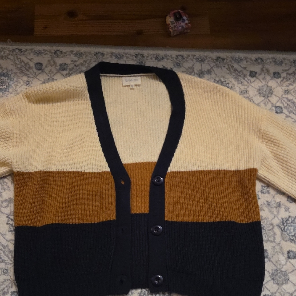 oversized cropped knit button up cardigan